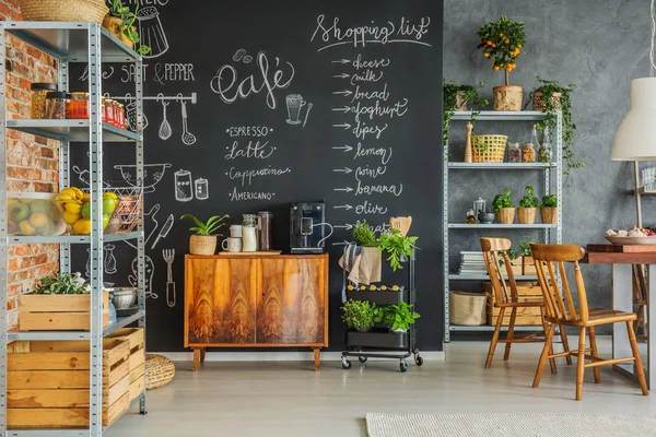 Huiselijke keuken in het hok — Stockfoto