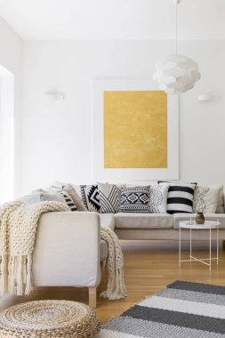 Yün battaniye Divan