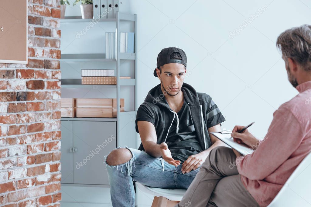 Discussion between counselor and teenager