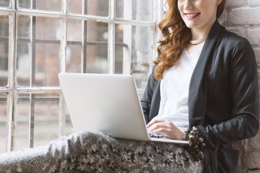 Ana bilgisayarda çalışan serbest meslek