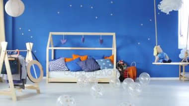 Modernite ve uyum içinde yatak odası