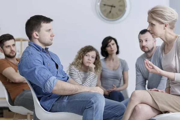 Gruppenberatungsstunde — Stockfoto