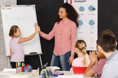 Çak bir beşlik öğretmen ile