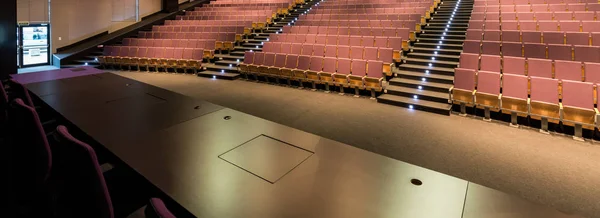 Stora moderna auditorium — Stockfoto