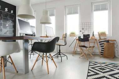 Ofis Masaları