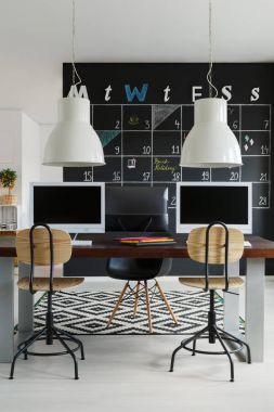Office çalışma alanı