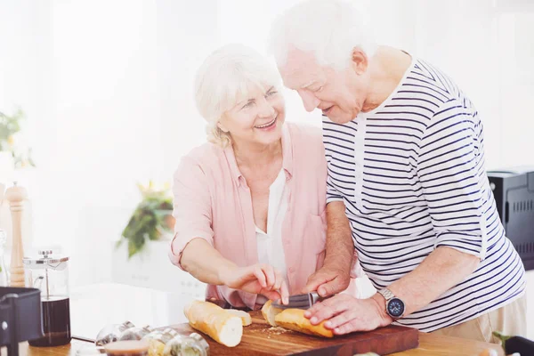 Üst düzey çift kesme ekmek
