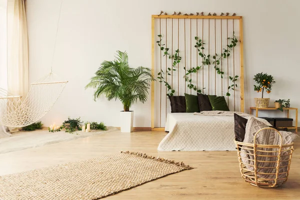Bedroom with hammock — Stock Photo, Image