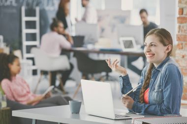 Freelancer office birlikte çalışma