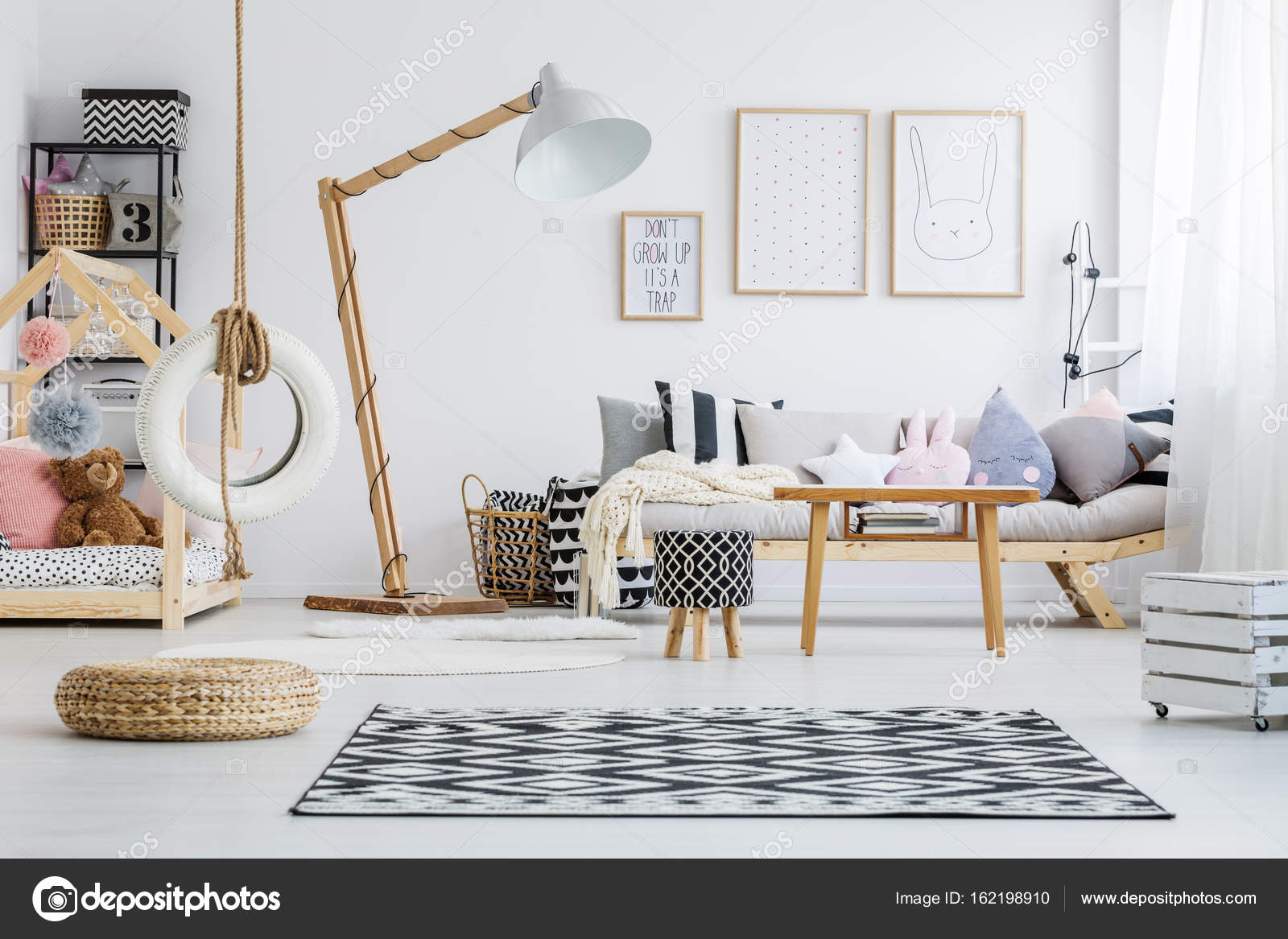 Slaapkamer van kind — Stockfoto © photographee.eu #162198910 Slaapkamer van kind — Stockfoto © photographee.eu #162198910