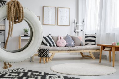 Çocuk odasında salıncak