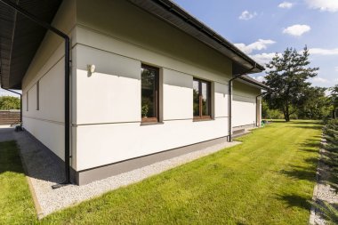 Modern tarzda büyük ev dış 