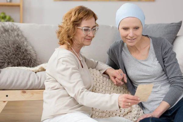 Eski anıları geri çağırmak