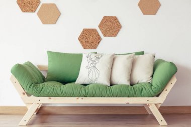 Doğa aşığı için modaya uygun kanepe