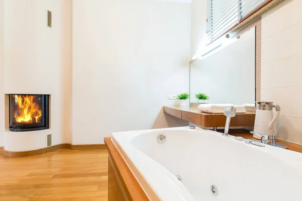 Bathrom with fireplace — Stock Photo, Image