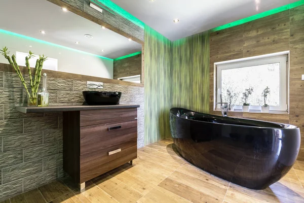 Modern bathroom with green reflections — Stock Photo, Image