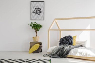 Modern, İskandinav çocuğun yatak odası