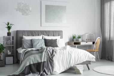 Köşedeki Resepsiyon