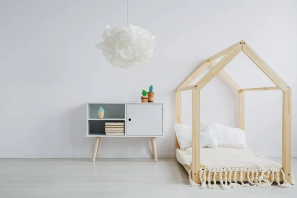 Habitación minimalista para niños —  Fotos de Stock