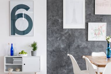 Renkli duvar kontrast