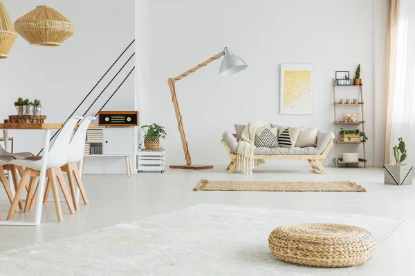 Brown carpet in modern living room — Stock Photo, Image