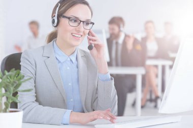 Çağrı Merkezi müşteri hizmetleri temsilcisi