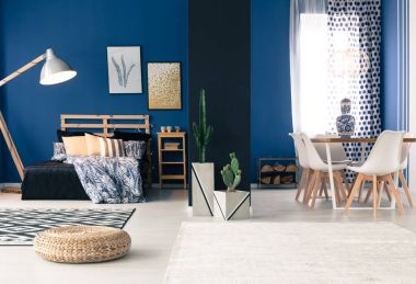 Ayrı yatak odası ile mavi daire