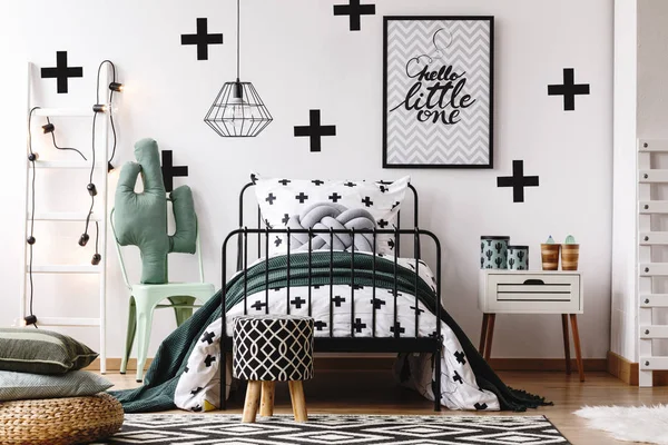 Dormitorio para niños con accesorios — Foto de Stock
