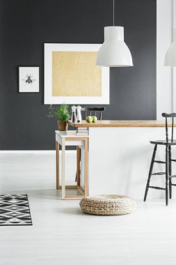 Rustik yemek odası ile kabarık