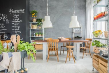 Aile ev büyük tablo ile