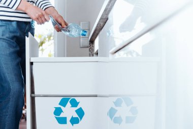 Akıllı kişi plastik ambalaj sıralama