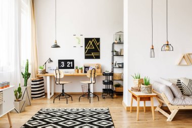 Ofis ve açık oturma odası