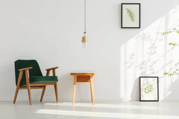 Sala relax con foglie dipinti — Foto Stock
