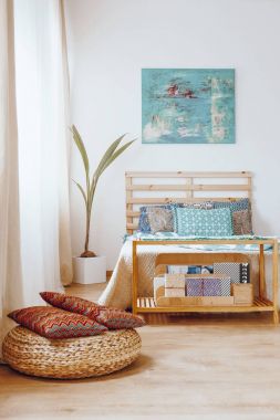 Yatak odasında bohem tarzı