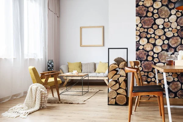 Interieur met houten decor — Stockfoto