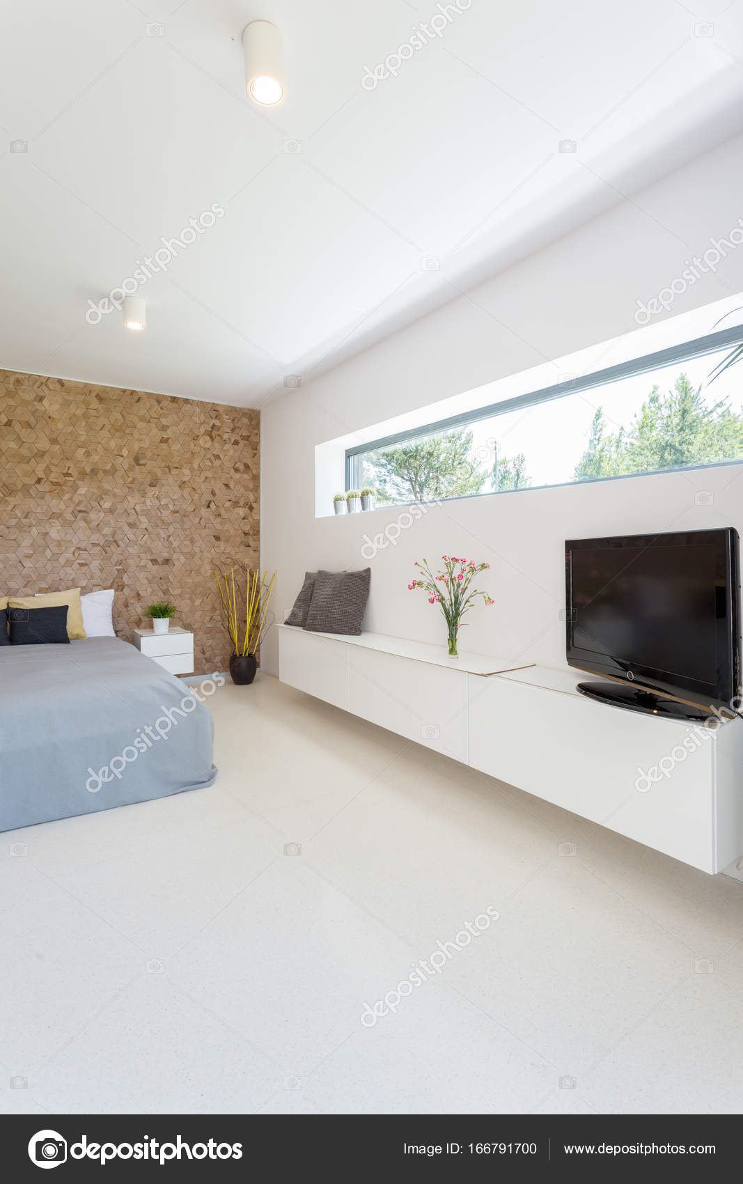 Luminosa camera da letto padronale — Foto Stock © photographee.eu ... Luminosa camera da letto padronale — Foto Stock © photographee.eu ...