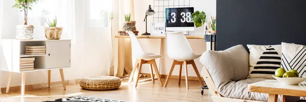 Workspace with two white chairs — Stock Photo, Image