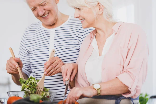 Vegetarians couple have a good time — Stock Photo, Image