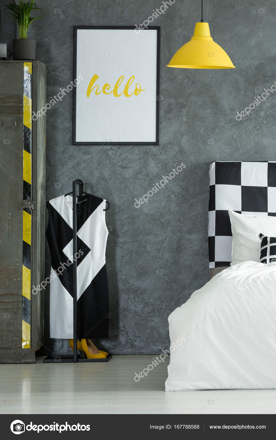 Zwart-wit kleed in de slaapkamer — Stockfoto © photographee.eu ... Zwart-wit kleed in de slaapkamer — Stockfoto © photographee.eu ...