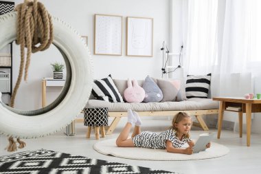 Şirin kız gibi SCANDI Oda