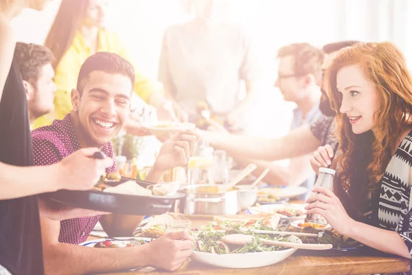 Mutlu çifte Vejetaryen Restoran