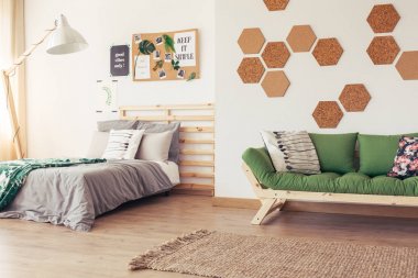 Doğal çevre yatak odasında cork