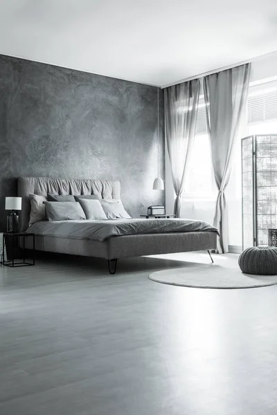 Spacious grey bedroom — Stock Photo, Image