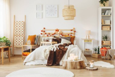 İskandinav tarzı yatak odası iç