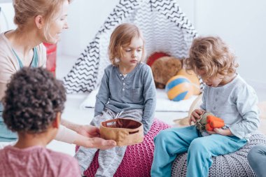 Genç çocuk sebze adları tahmin