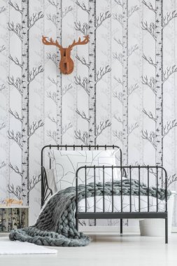 Odada mevcut yataklar kullanılıyorsa geometrik desenli