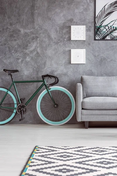 Appartamento con interior design grigio — Foto Stock