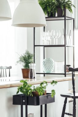 Rustik mutfak ahşap tezgah ile