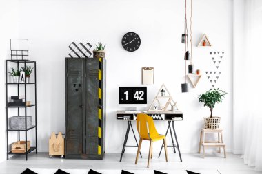 Resepsiyon yanında soyunma