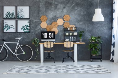 Bal peteği şeklinde mantar